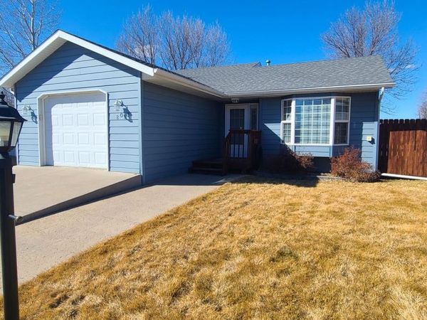 2017 Meadow Lane, Rapid City, SD 57703