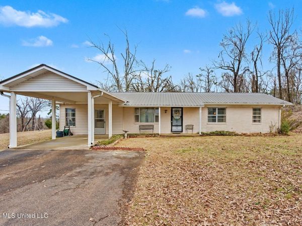732 E Highway 30 , Oxford, MS 38655