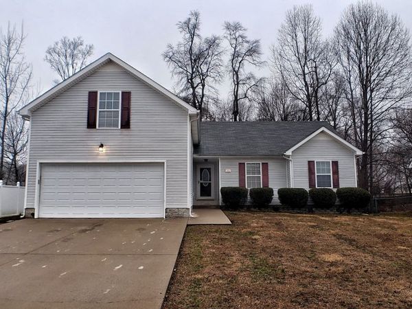 1381 Scrub Oak Dr, Clarksville, TN 37042
