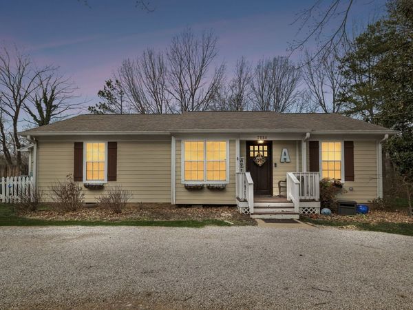 7114 White Oak Dr , Fairview, TN 37062