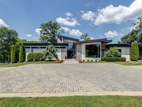 1425 Wilson Pike, Brentwood, TN 37027