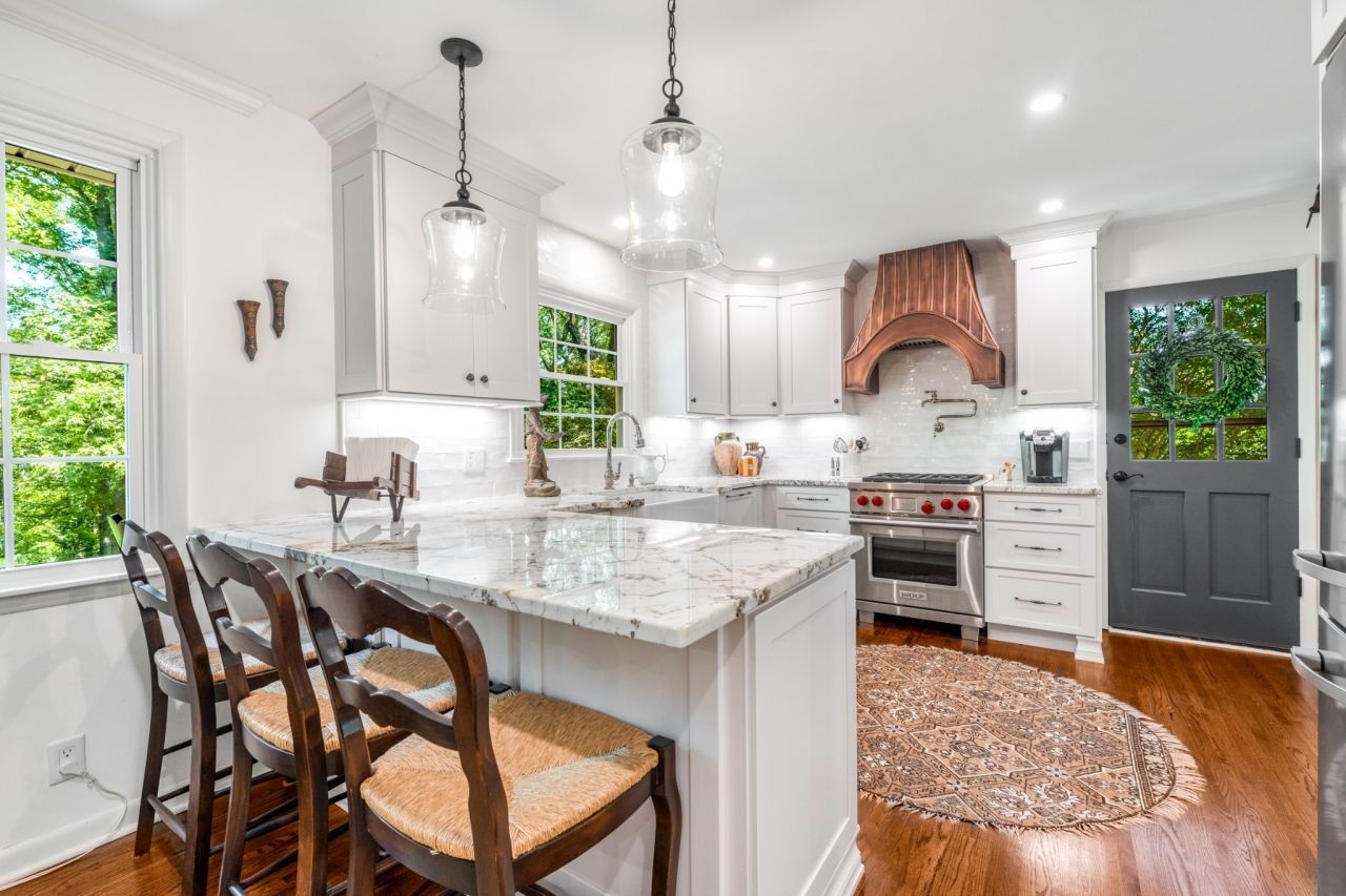 518 Woodhurst Dr, Nashville, TN 37220 Main Photo