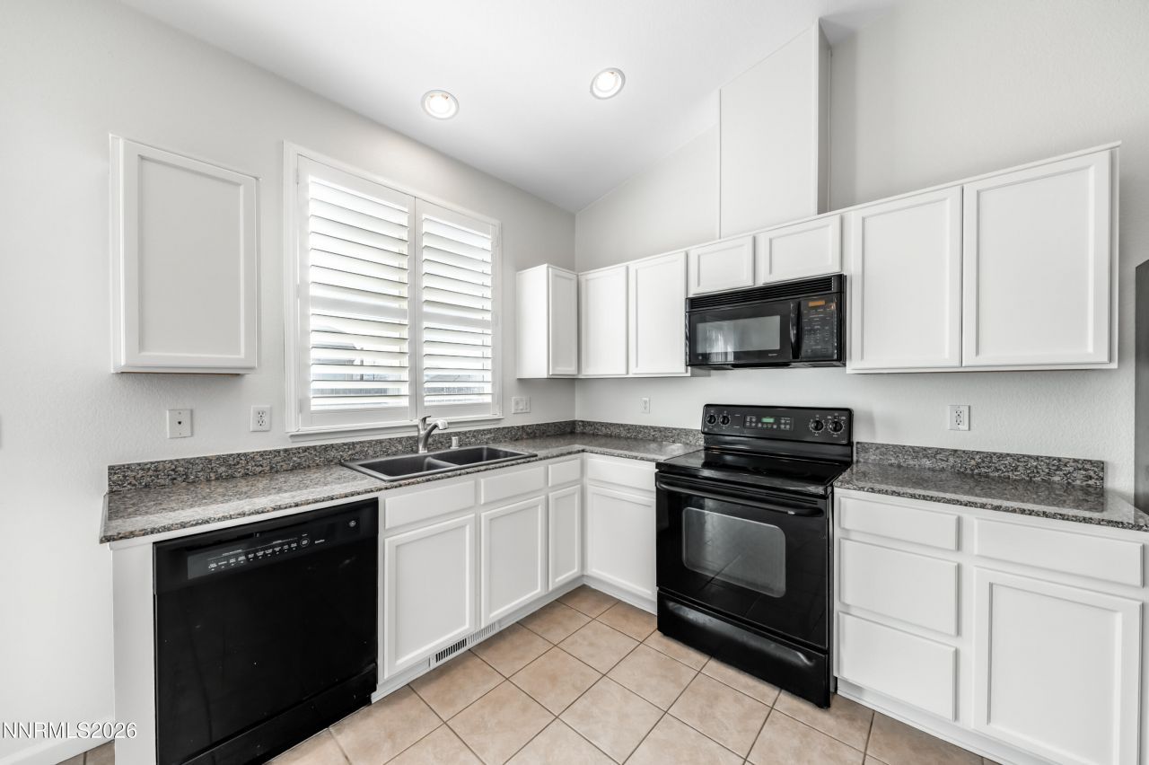 5828 Cathedral Peak Drive, Sparks, NV 89436 Photo