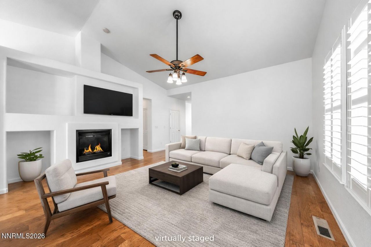 5828 Cathedral Peak Drive, Sparks, NV 89436 Photo