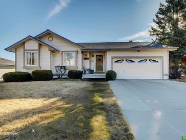 8141 S 69th Street, La Vista, NE 68128