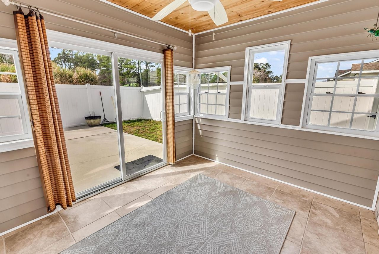 845 Bonita Loop  Photo 14