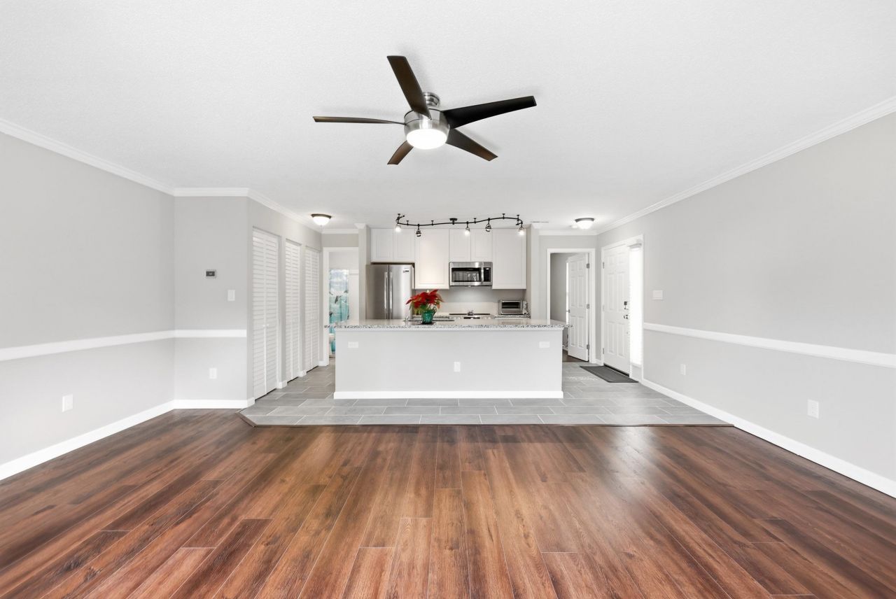 4338 Spa Dr. Photo 11