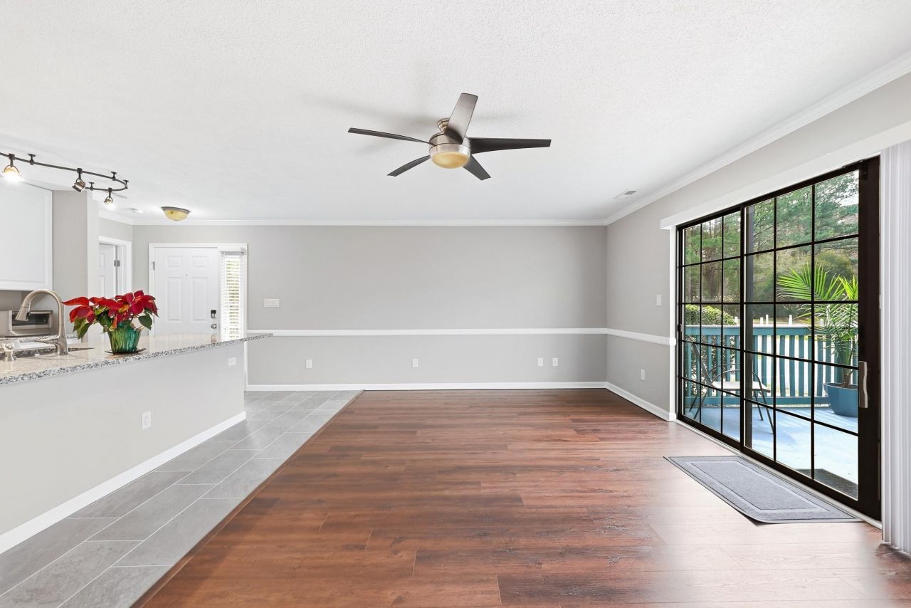 4338 Spa Dr. Photo 12