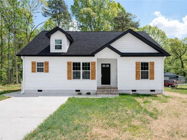 134 Pinnix Street, Jonesville, NC 28642