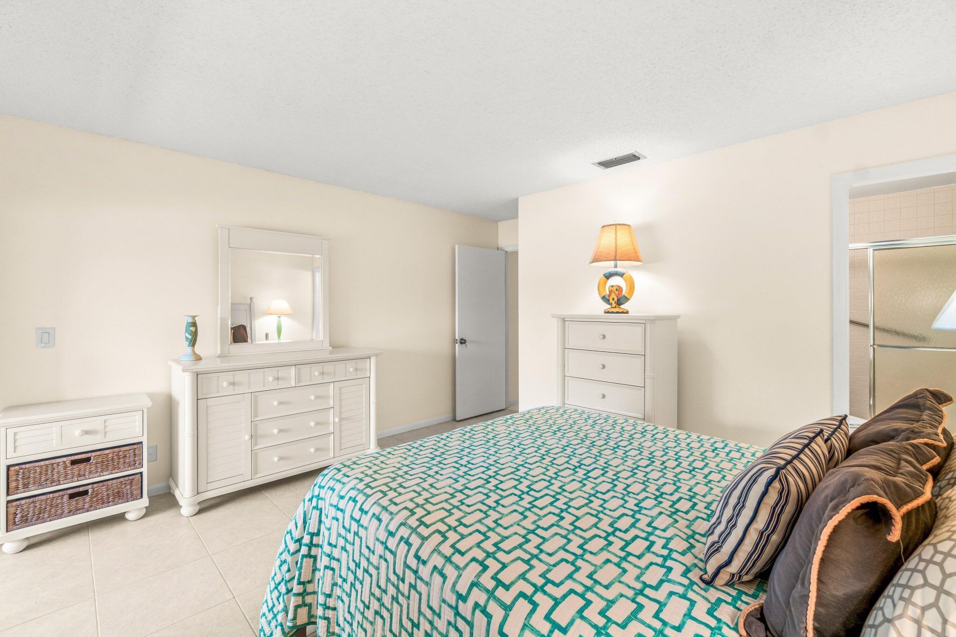 704 Sunny Pine Way, Unit C, Greenacres, FL 33415 Photo