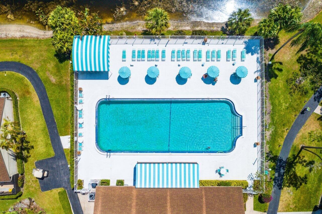 704 Sunny Pine Way, Unit C, Greenacres, FL 33415 Photo