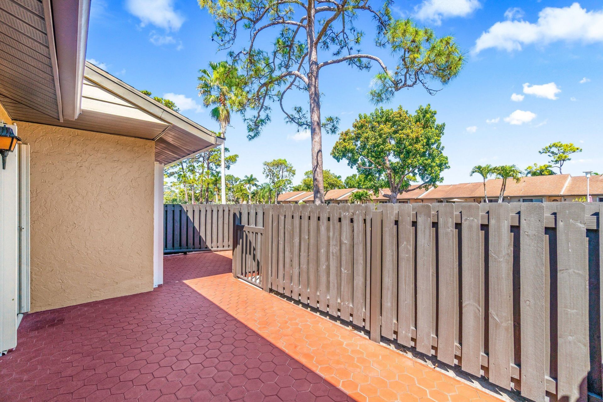 704 Sunny Pine Way, Unit C, Greenacres, FL 33415 Photo