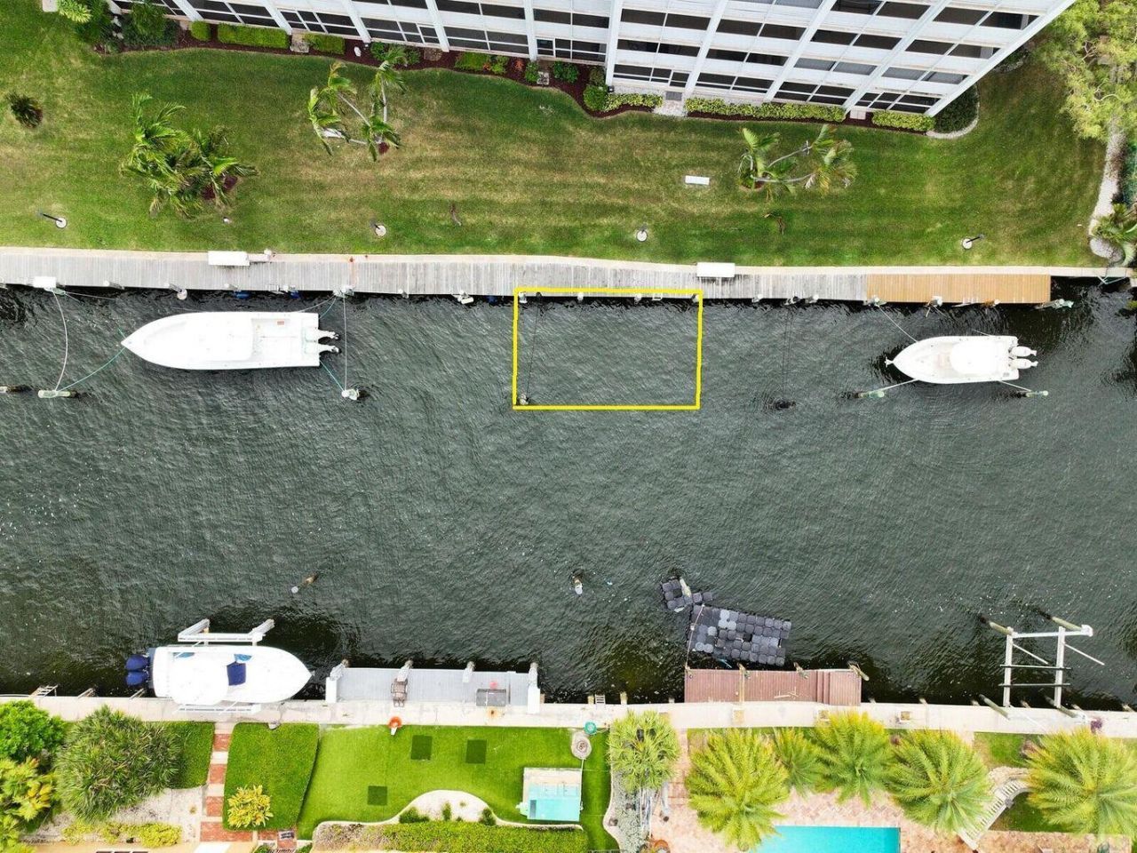 105 Paradise Harbour Boulevard, Unit 112, North Palm Beach, FL 33408 Photo