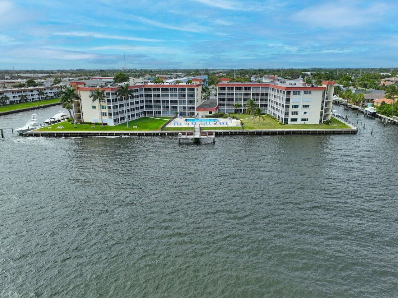 105 Paradise Harbour Boulevard, Unit 112, North Palm Beach, FL 33408 Photo