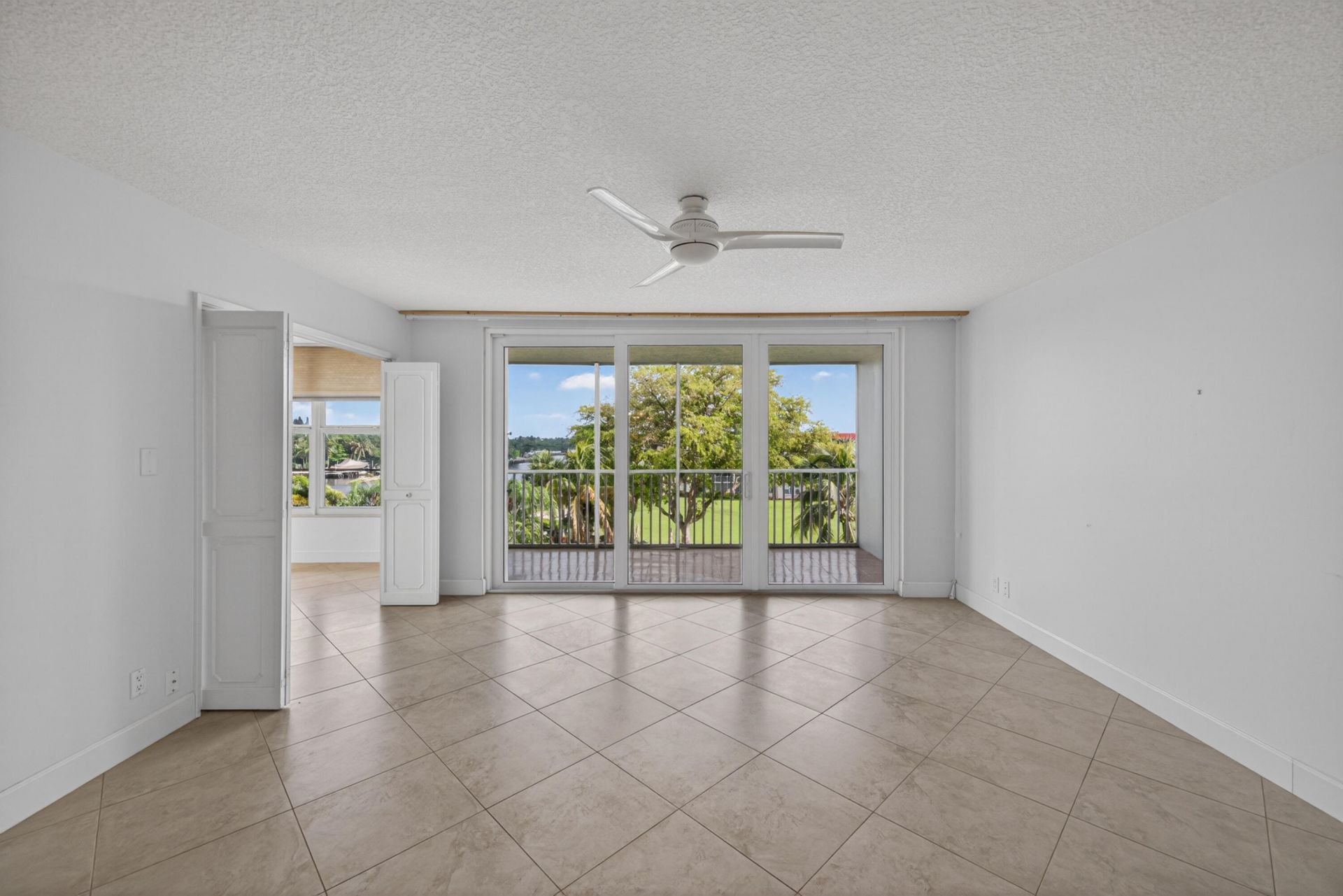3150 NE 48th Court, Unit 414, Lighthouse Point, FL 33064 Photo
