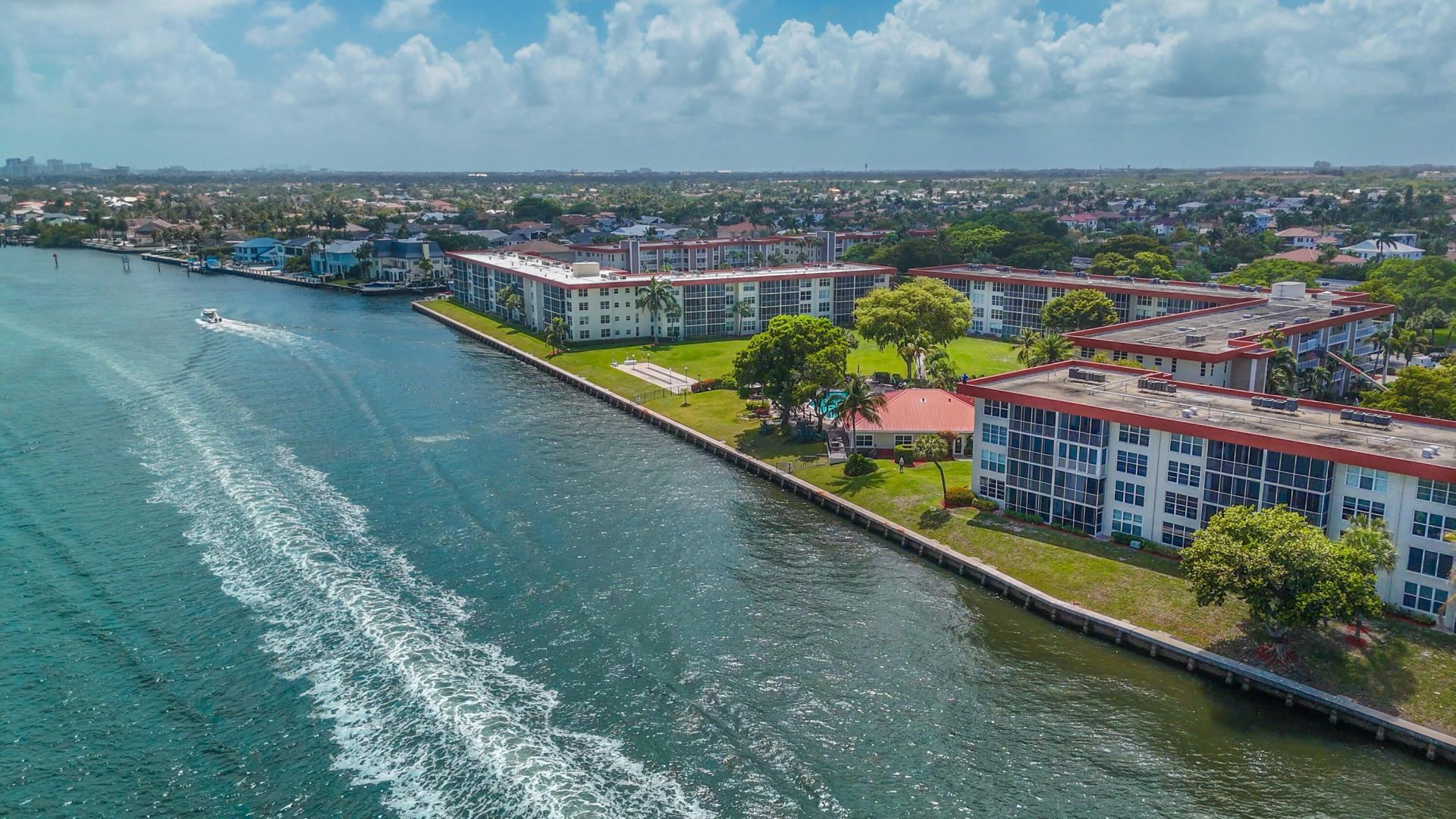 3150 NE 48th Court, Unit 414, Lighthouse Point, FL 33064 Photo