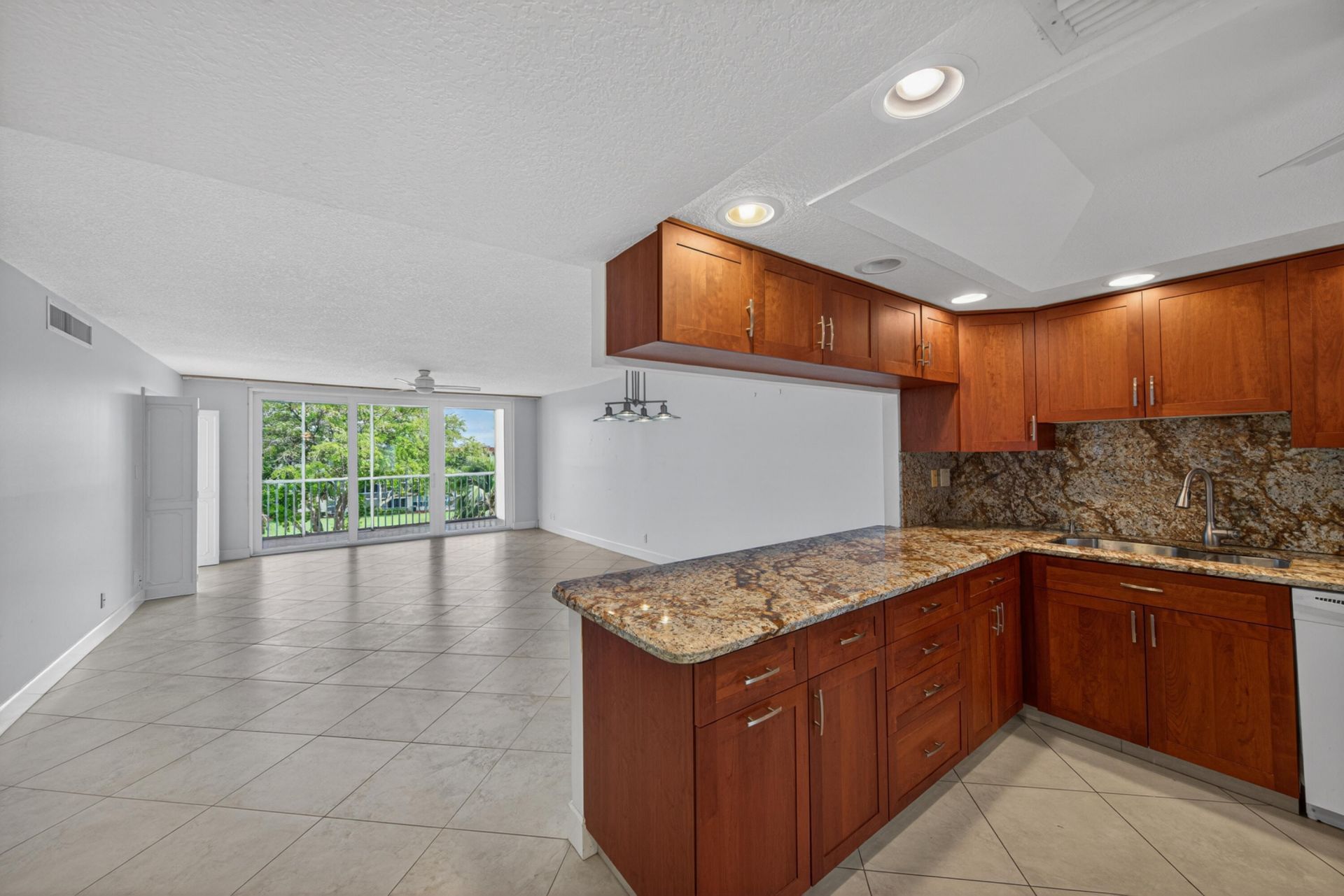 3150 NE 48th Court, Unit 414, Lighthouse Point, FL 33064 Photo