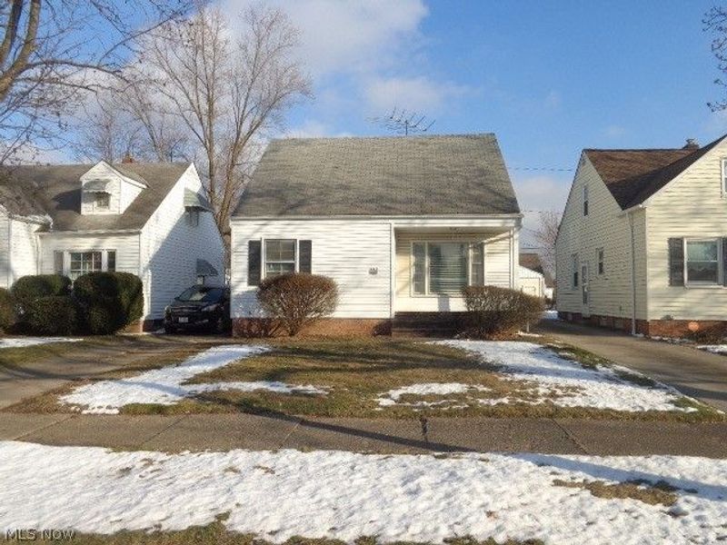 14413 Krems Avenue, Maple Heights, OH 44137 Photo 1