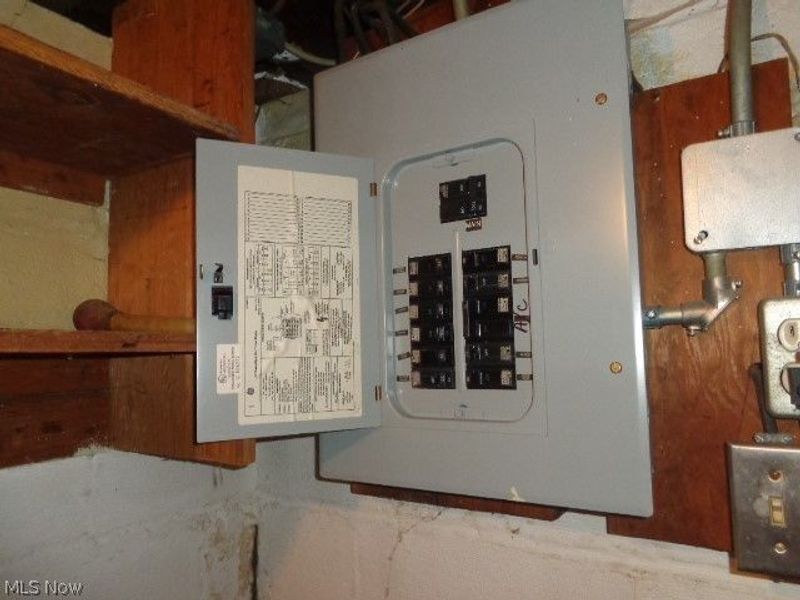 14413 Krems Avenue, Maple Heights, OH 44137 Photo 21