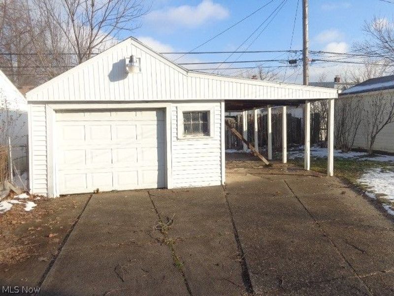 14413 Krems Avenue, Maple Heights, OH 44137 Photo 3