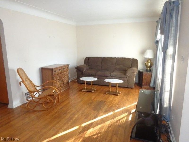 14413 Krems Avenue, Maple Heights, OH 44137 Photo 5