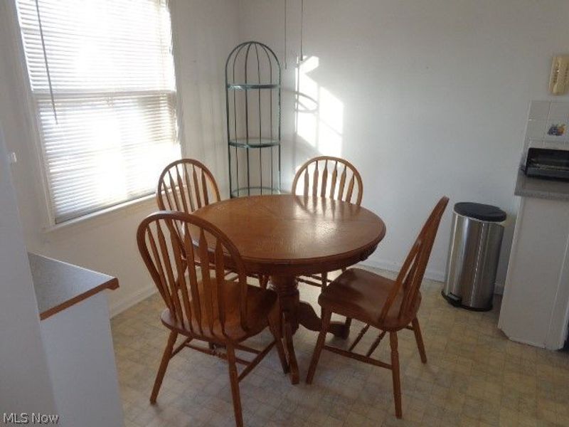 14413 Krems Avenue, Maple Heights, OH 44137 Photo 7