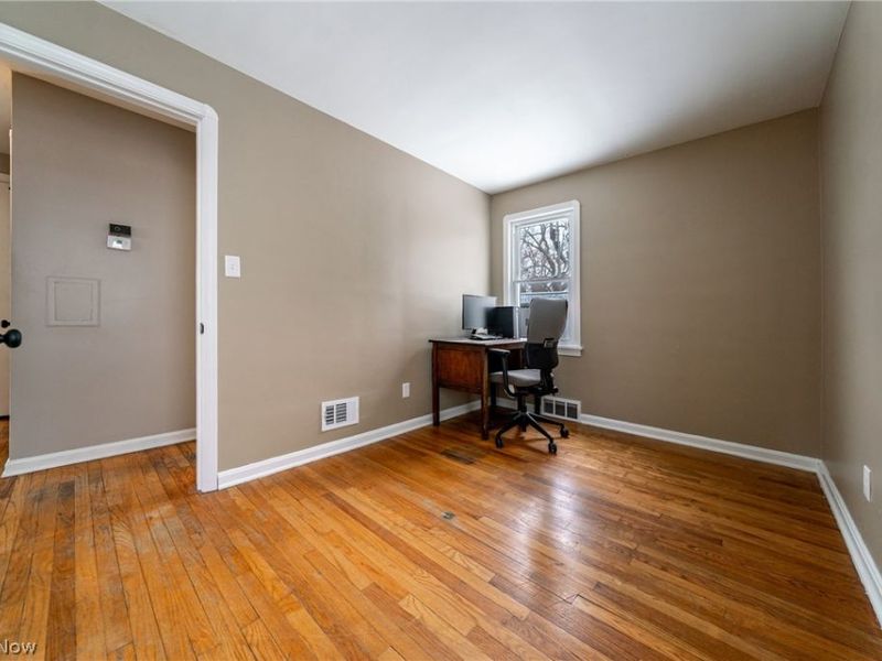 3911 Woodway Avenue, Parma, OH 44134 Photo 14