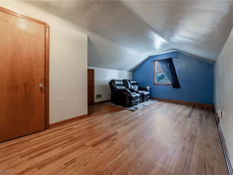 3911 Woodway Avenue, Parma, OH 44134 Photo 19