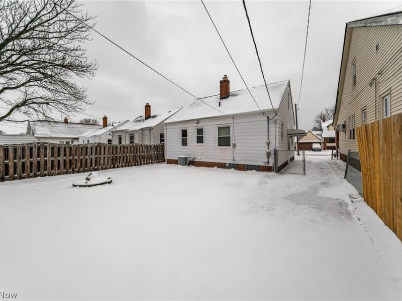 3911 Woodway Avenue, Parma, OH 44134 Photo 27