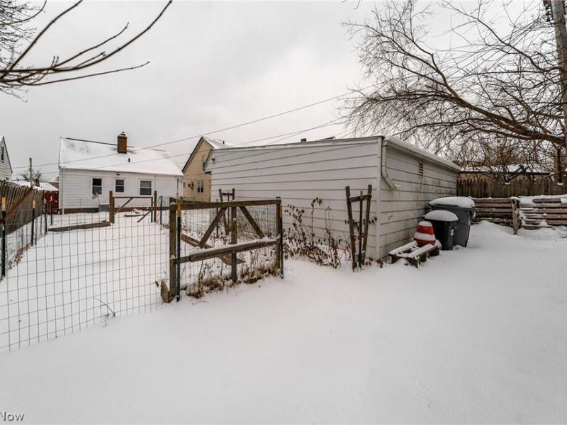 3911 Woodway Avenue, Parma, OH 44134 Photo 32