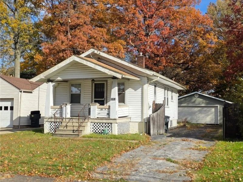 1057 Willard Avenue SE, Warren, OH 44484 Photo 1