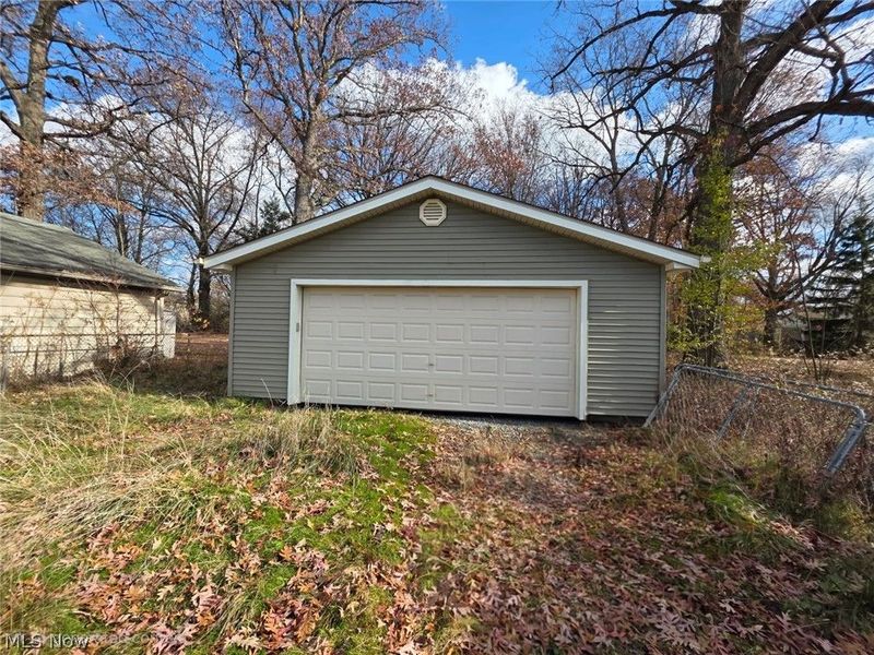 1057 Willard Avenue SE, Warren, OH 44484 Photo 5