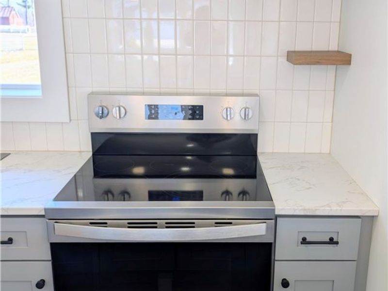 317 Maple Street N, Gnadenhutten, OH 44629 Photo 8