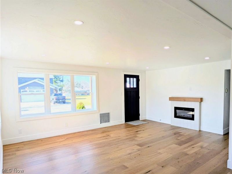 317 Maple Street N, Gnadenhutten, OH 44629 Photo 9