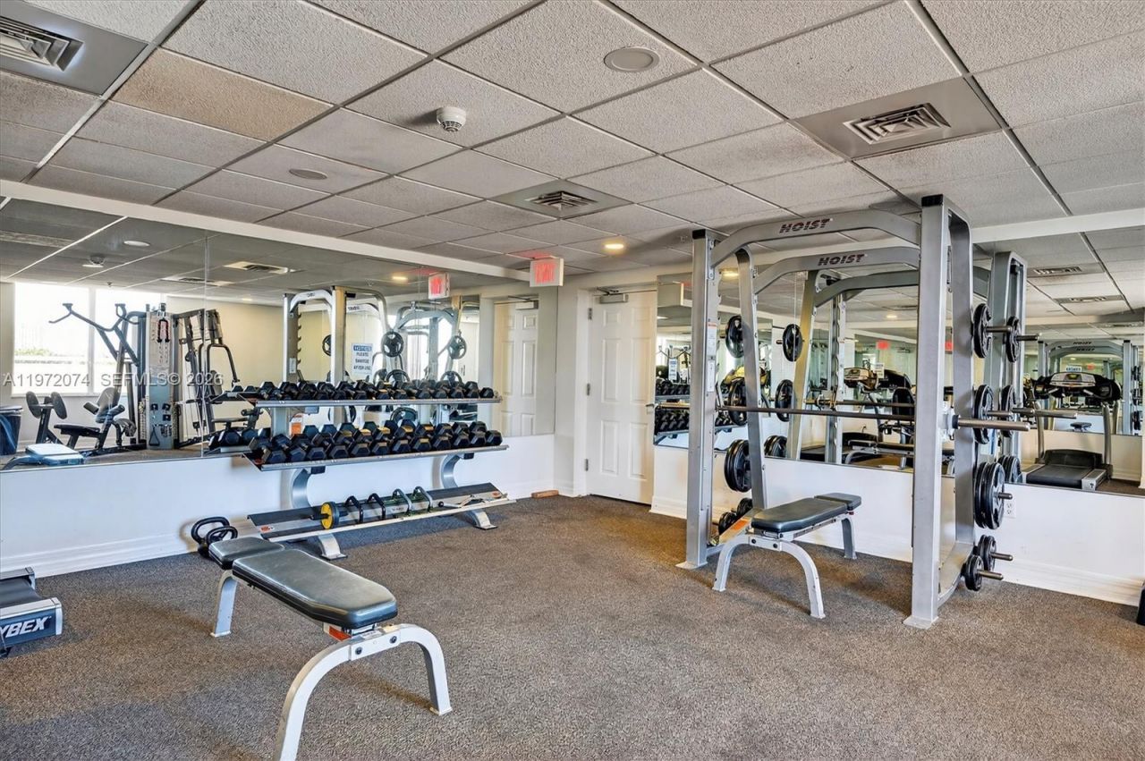 900 SW 8th St , Unit 505, Miami, FL 33130 Photo