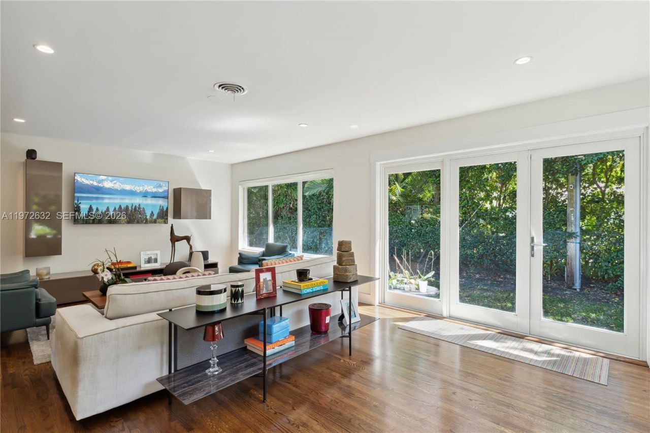 408 Como Ave, Coral Gables, FL 33146 Photo