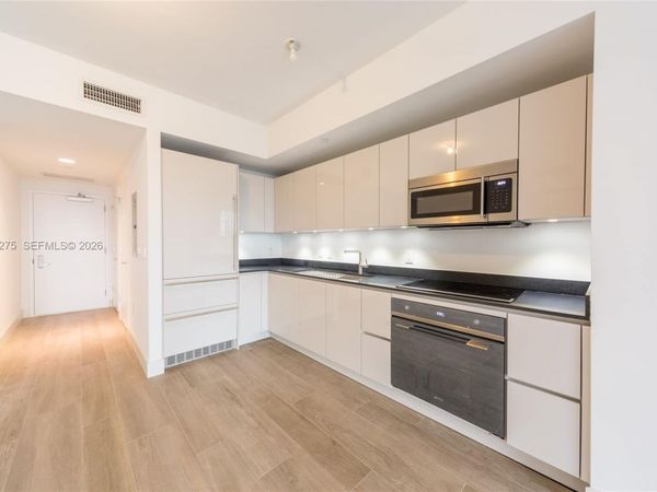 1010 Brickell Ave, Unit 2908, Miami, FL 33131