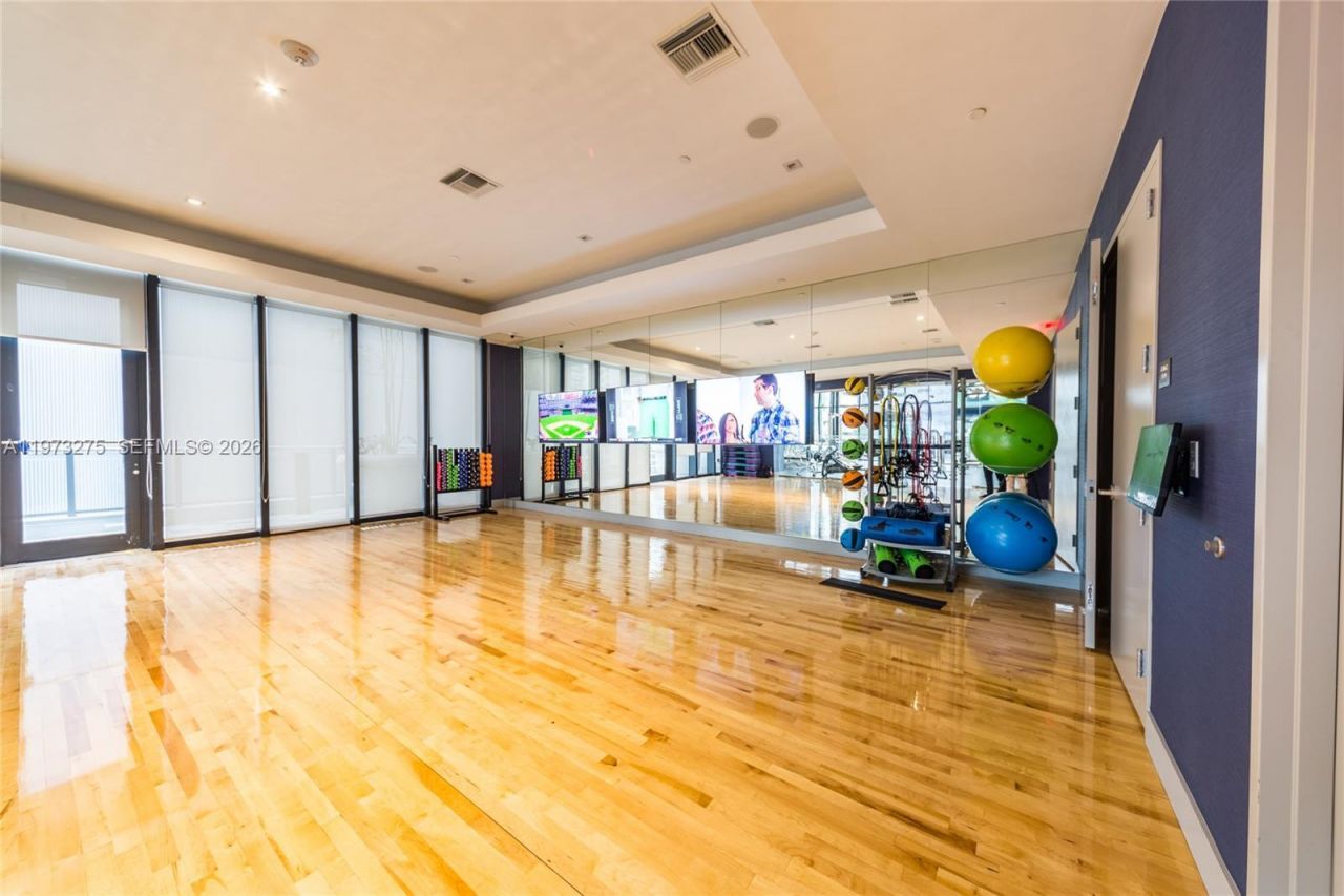 1010 Brickell Ave, Unit 2908, Miami, FL 33131 Photo