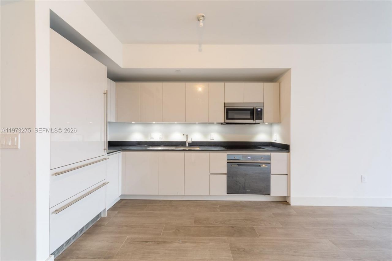 1010 Brickell Ave, Unit 2908, Miami, FL 33131 Photo