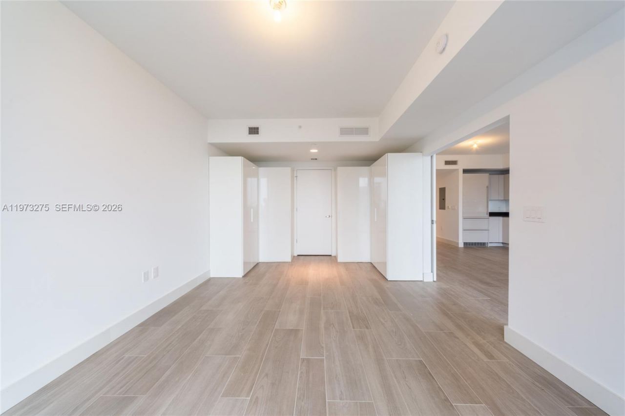 1010 Brickell Ave, Unit 2908, Miami, FL 33131 Photo