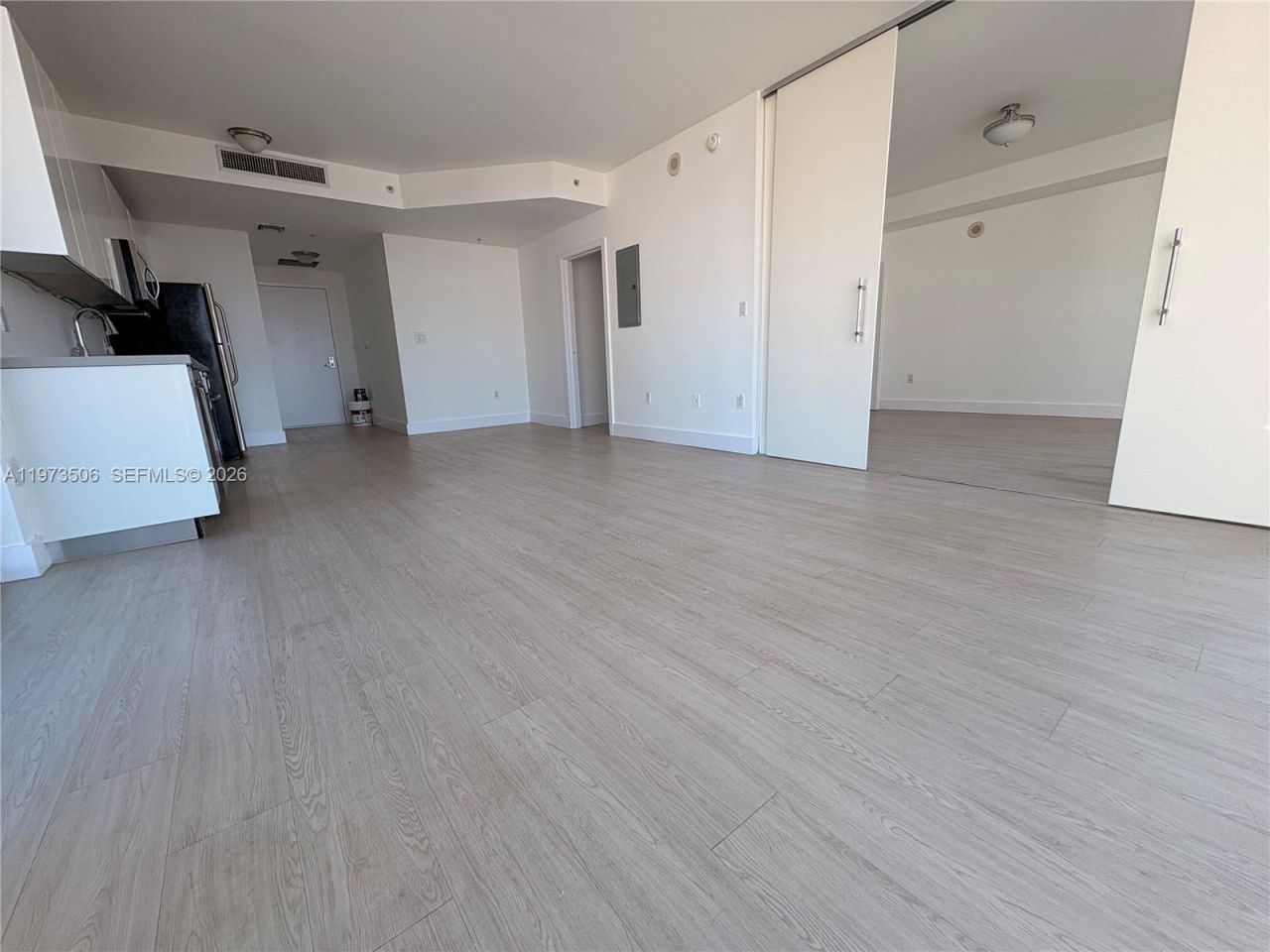 90 SW 3rd St , Unit 1205, Miami, FL 33130 Photo