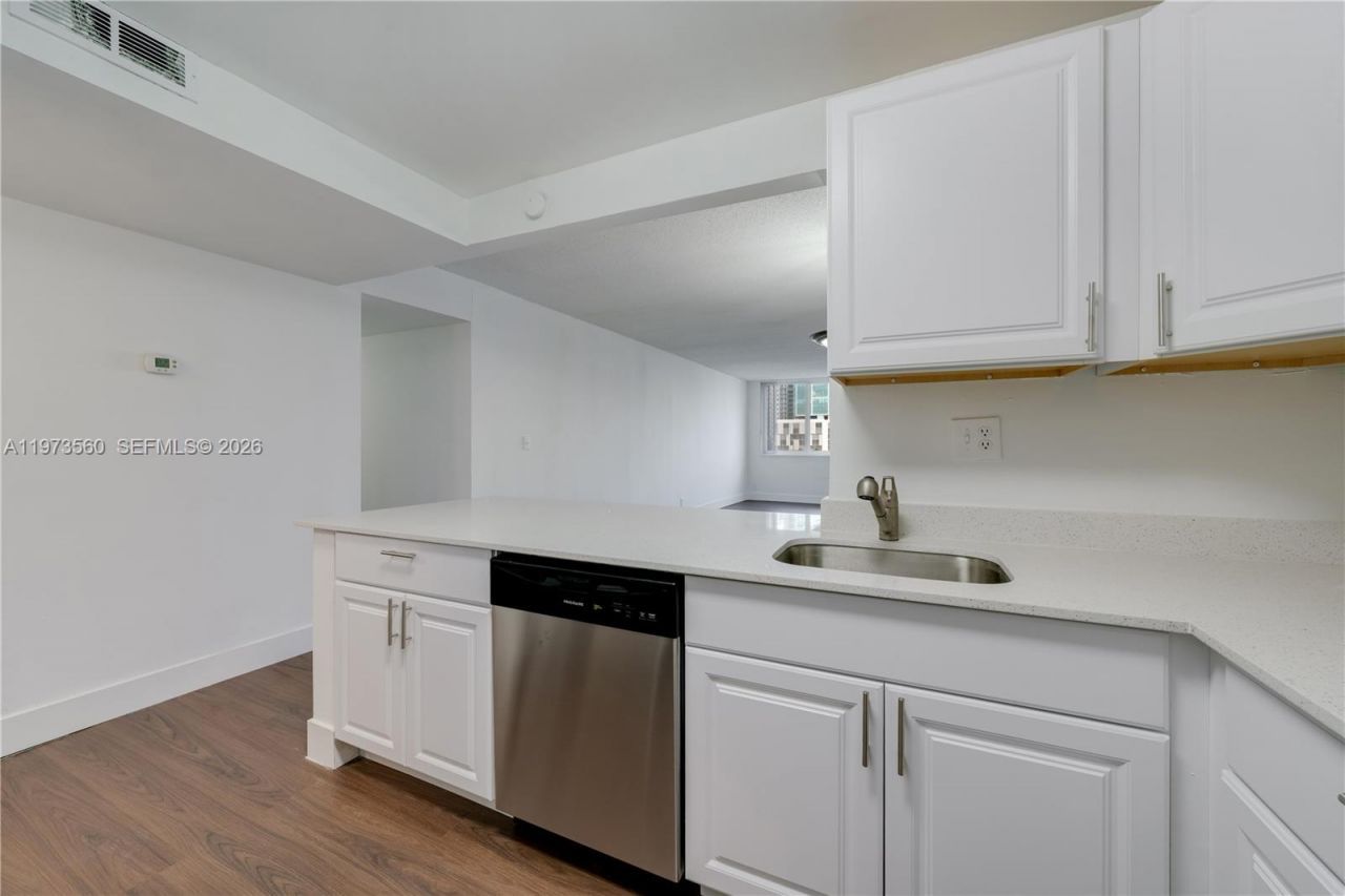 9001-9143 SW 77th Ave, Miami, FL 33156 Photo