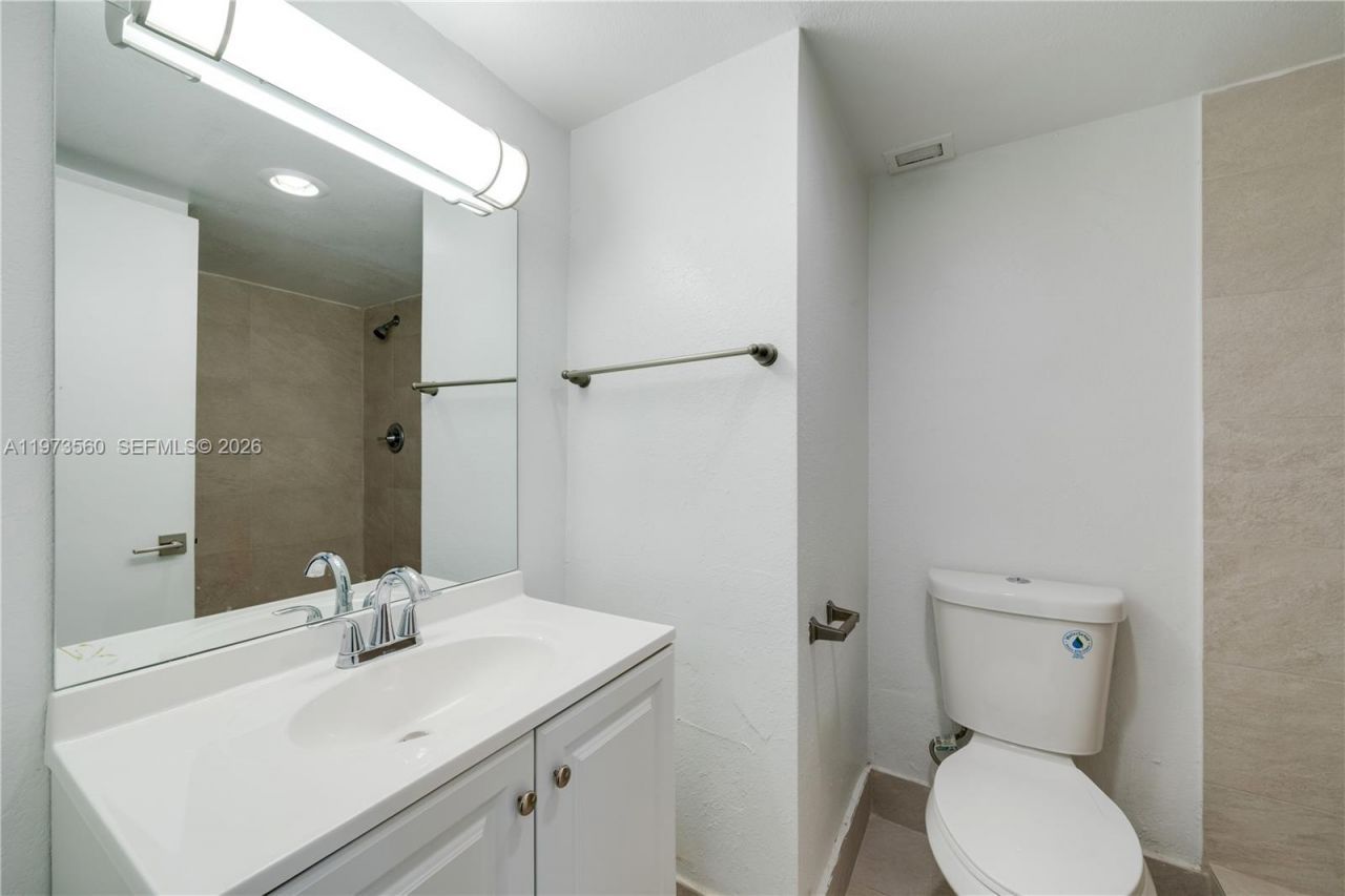 9001-9143 SW 77th Ave, Miami, FL 33156 Photo