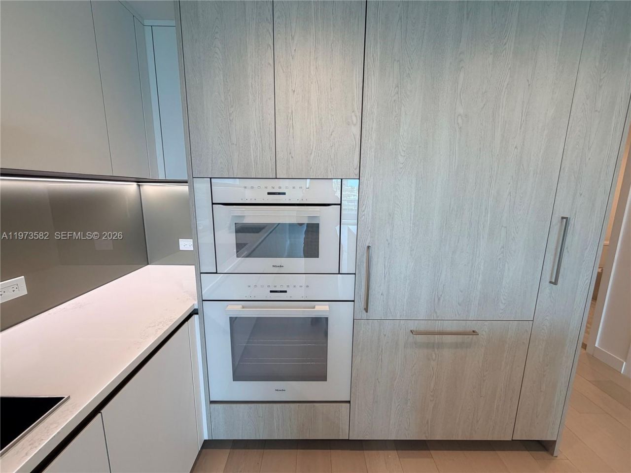 9221 E Bay Harbor Dr, Unit 307, Bay Harbor Islands, FL 33154 Photo