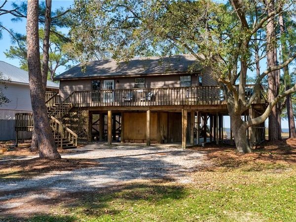718 Cadillac Avenue, Dauphin Island, AL 36528