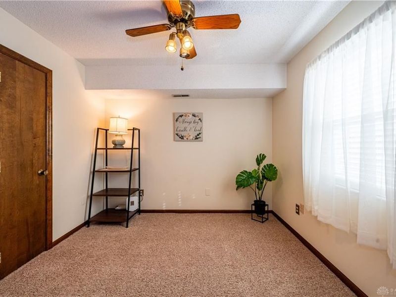 612 Applehill Drive, West Carrollton, OH 45449 Photo 21