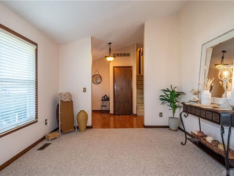 612 Applehill Drive, West Carrollton, OH 45449 Photo 7