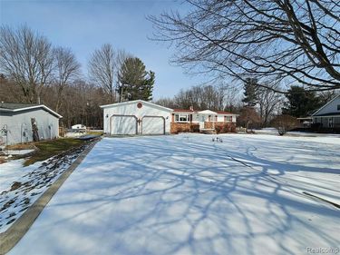 9166 Millington Road, Arbela Twp, MI 48768