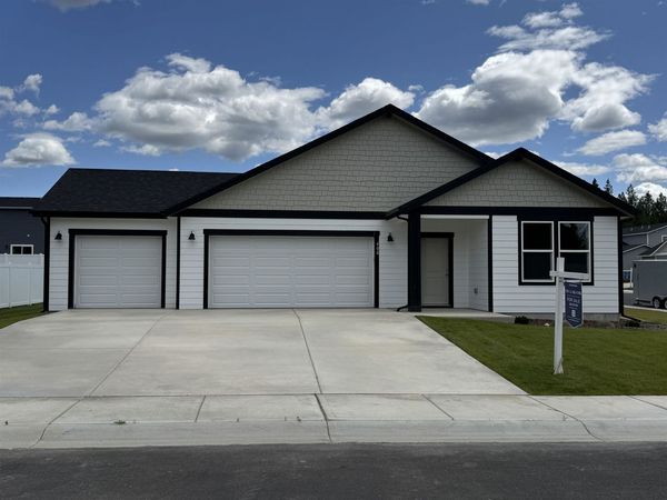 400 N Arcadia St, Deer Park, WA 99006