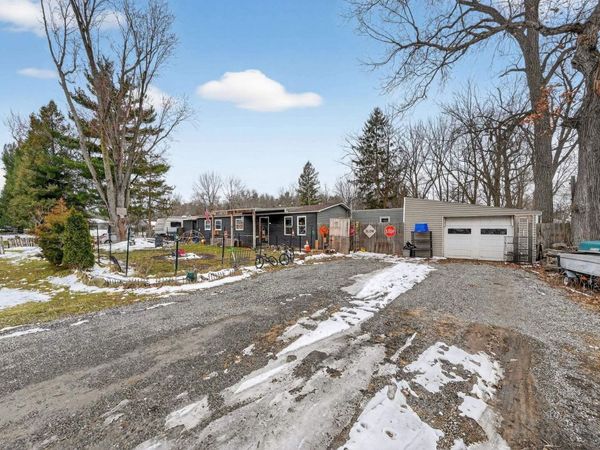 59255 Hollywood Boulevard, South Bend, IN 46614